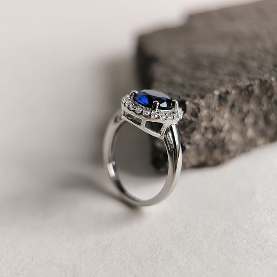 Silver ring with sapphire nano 1.887ct