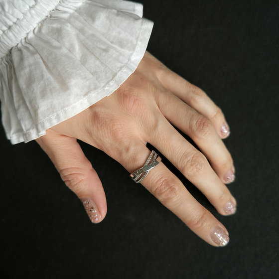 Silver ring with cubic zirconia