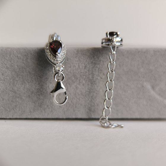 Серебряный браслет с гранатом 8.751ct