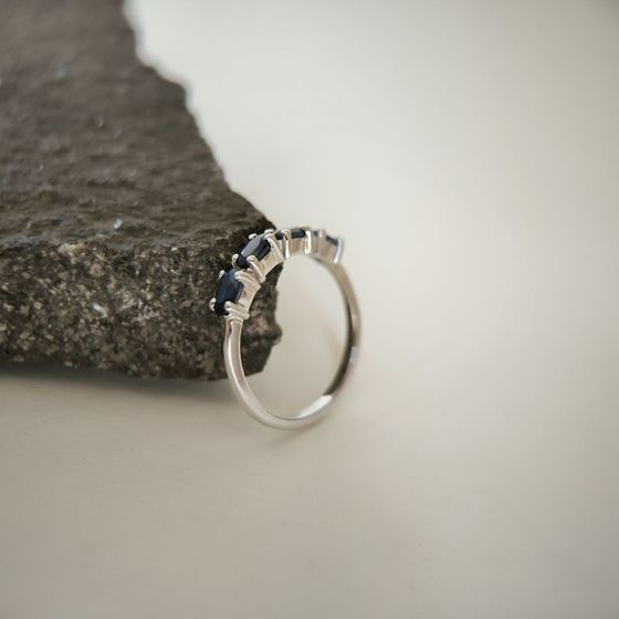 Silver ring with a sapphire