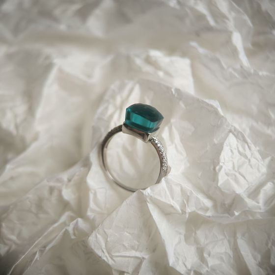 Серебряное кольцо с фианитами