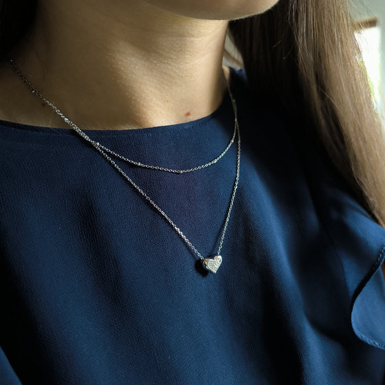 Серебряное колье с фианитами