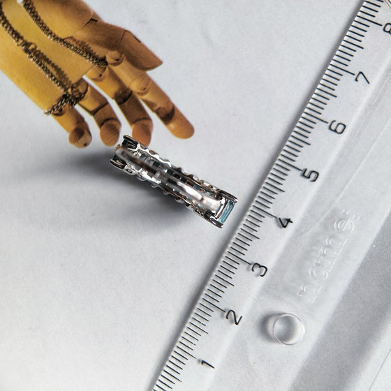 Серебряное кольцо с топазом Лондон Блю 2.525ct