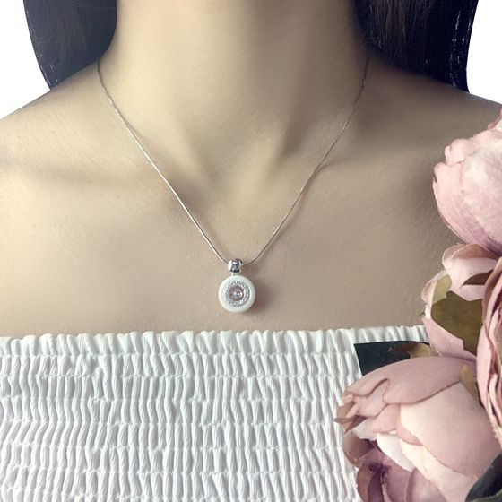 Silver pendant with ceramics