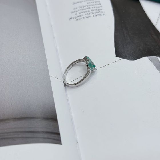 Silver ring with emerald, fianites