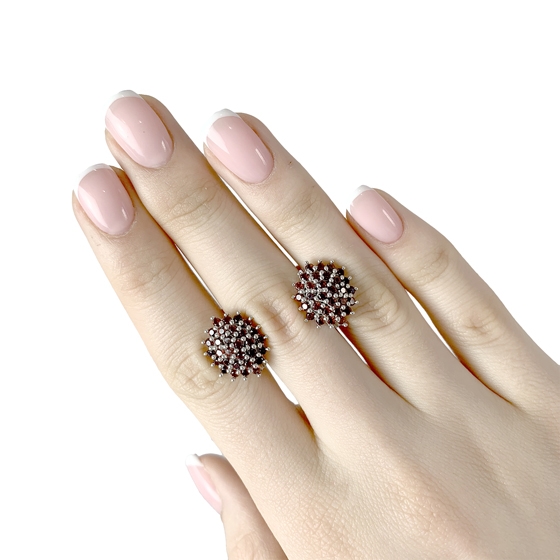 Серебряные серьги с гранатом 2.882ct