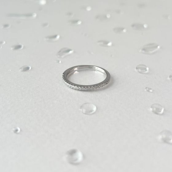 Серебряное кольцо с фианитами