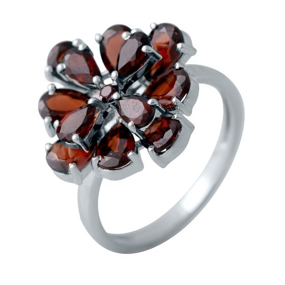 Silver ring with a garnet