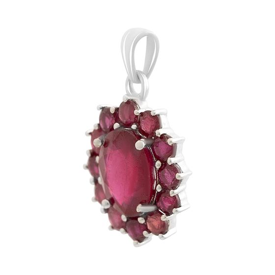 Silver pendant with a 5.388-carat ruby