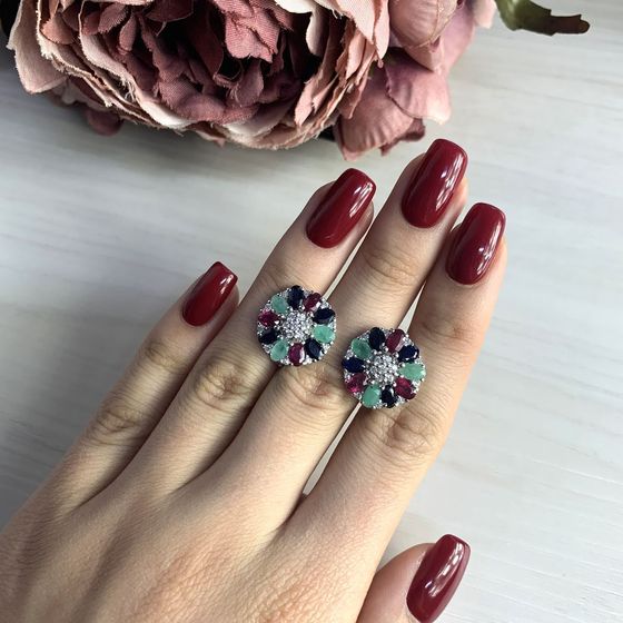 Серебряные серьги с сапфиром 6.665ct, изумрудом, рубином