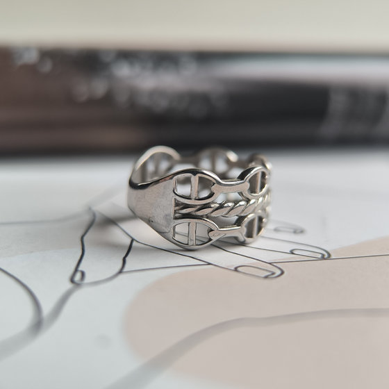 Silver ring without stones