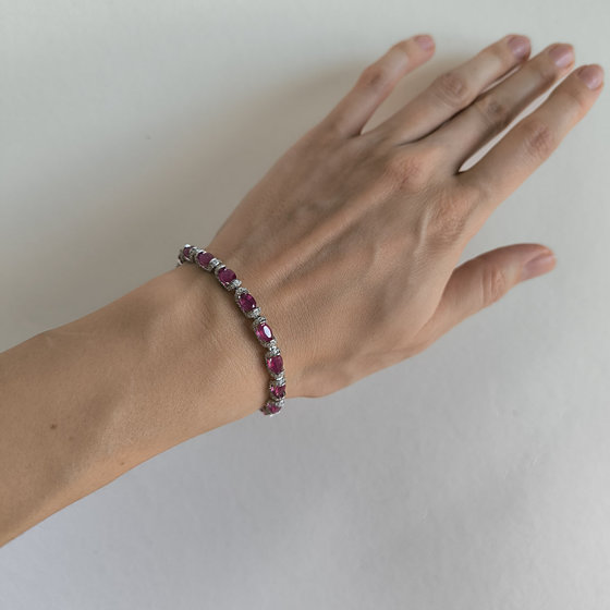 Серебряный браслет с рубином 13.66ct