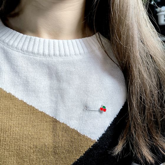 Серебряная подвеска с емаллю