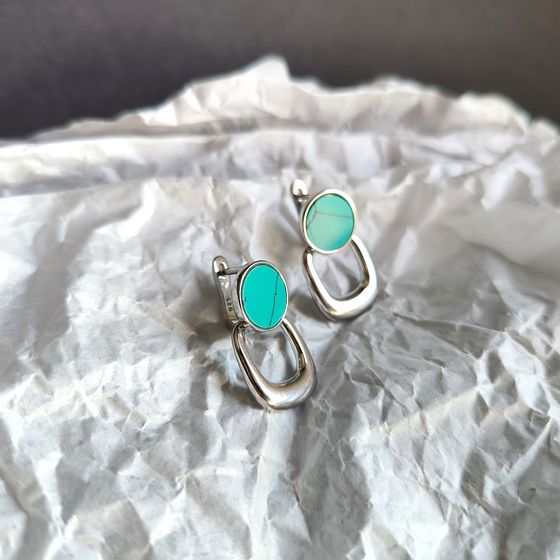 Silver earrings with turquoise