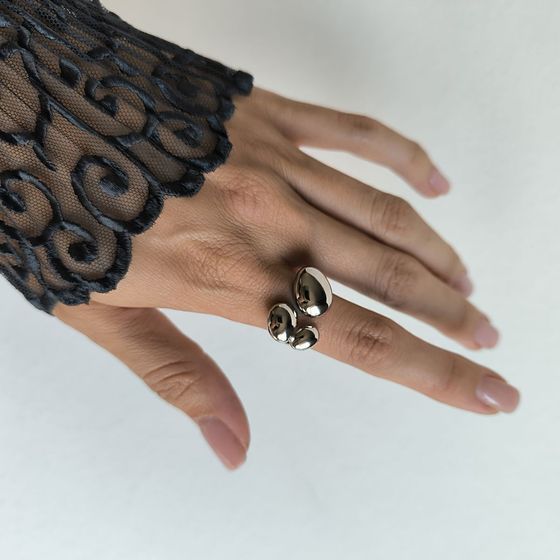 Серебряное кольцо без камней