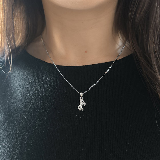 Серебряная подвеска с фианитами