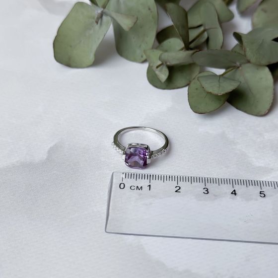 Серебряное кольцо с александритом 4.246ct