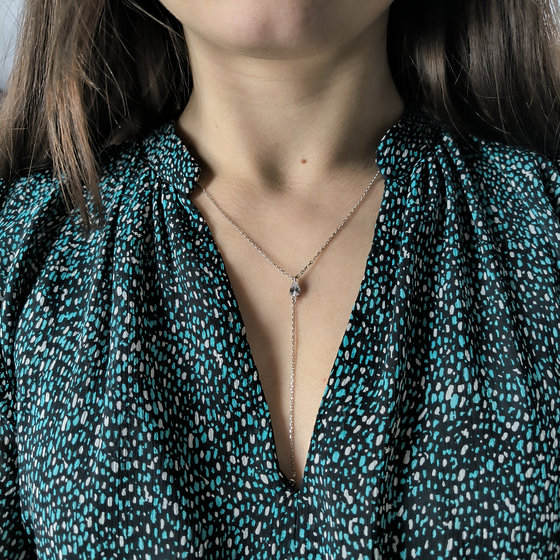 Серебряное колье с фианитами