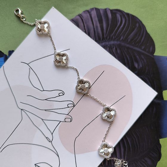 Серебряный браслет с фианитами