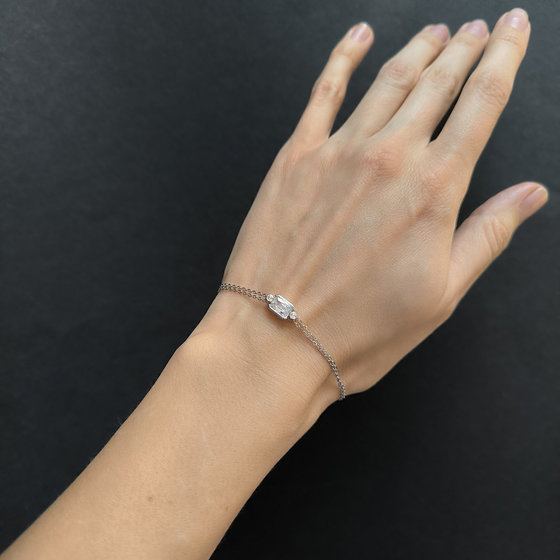 Серебряный браслет с фианитами