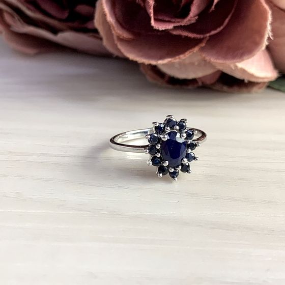 Серебряное кольцо с сапфиром 1.64ct