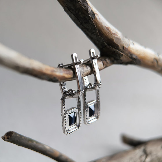 Silver earrings with sapphire 3.321ct, cubic zirconia