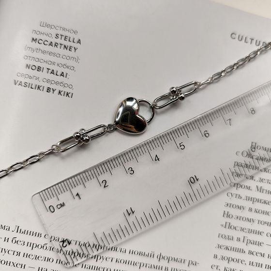 Silver bracelet without stones