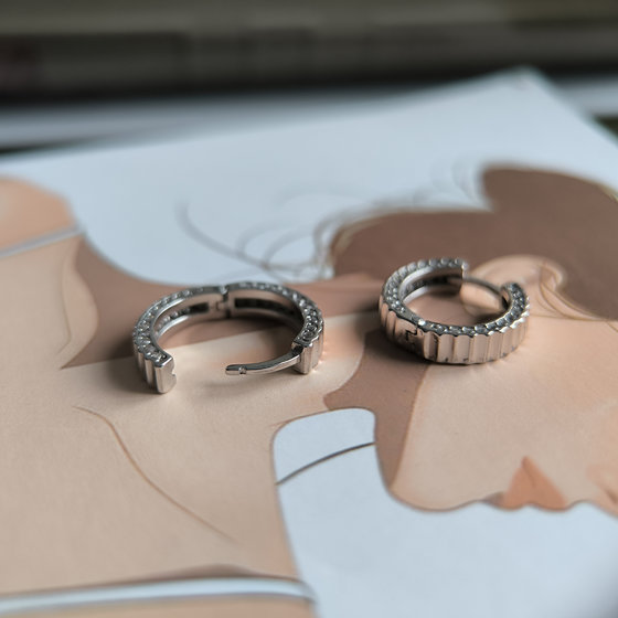 Серебряные серьги с фианитами 0.44ct