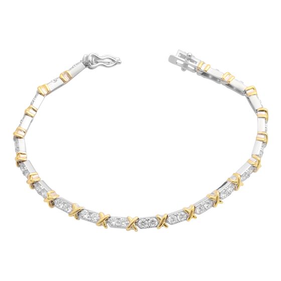 Silver bracelet with phianites
