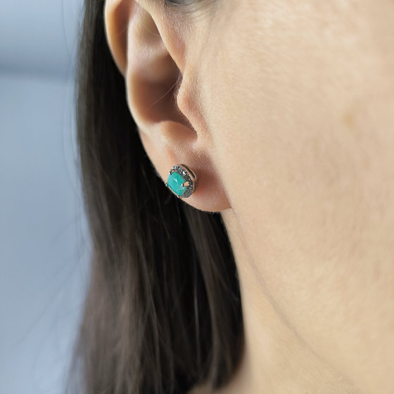 Серебряные серьги с изумрудом 1.13ct