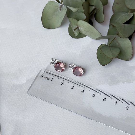 Silver earrings with sultana