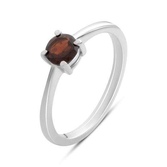 Silver ring with a 0.595-carat garnet
