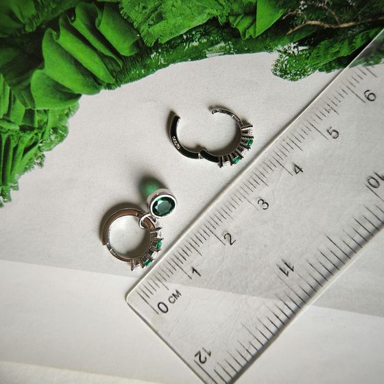 Серебряные серьги с фианитами