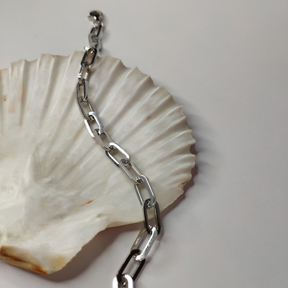 Silver bracelet without stones