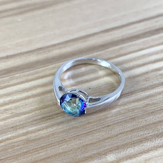 Серебряное кольцо с мистик топазом 1.485ct