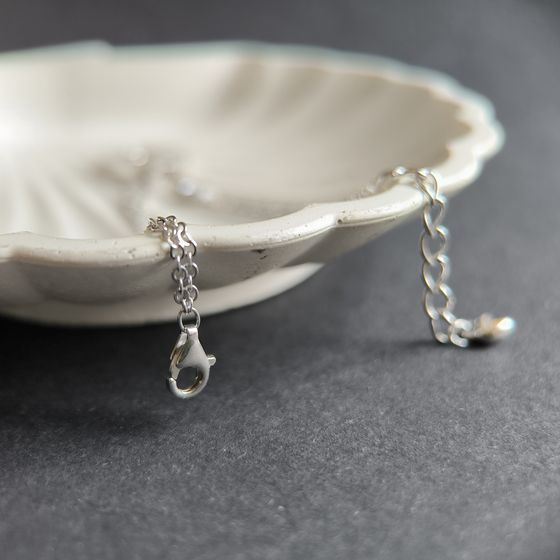 Серебряный браслет с перламутром