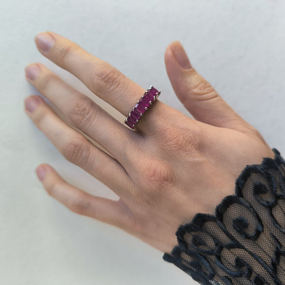 Серебряное кольцо с рубином 3.552ct