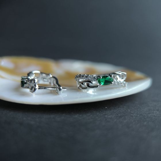 Silver earrings with emerald nano 0.638ct