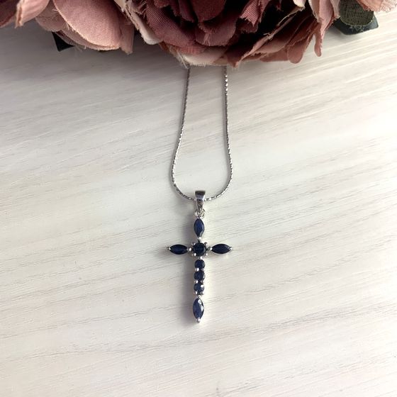 Срібний хрестик із сапфіром 1.938ct