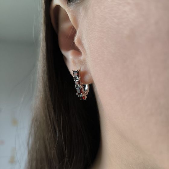 Серебряные серьги с гранатом 2.863ct