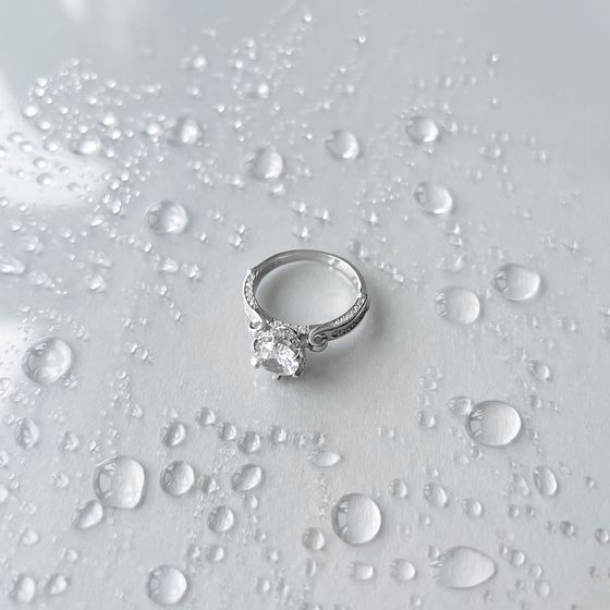 Silver Ring with Fianites