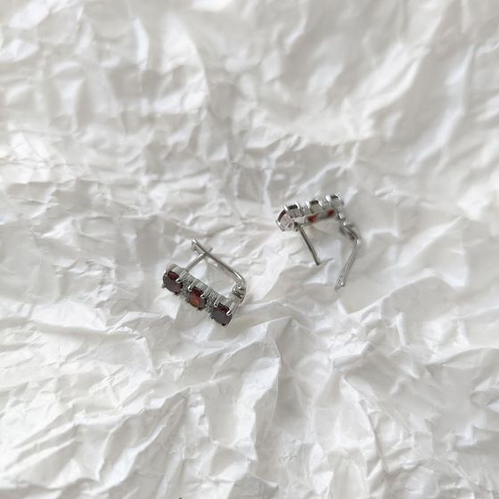 Серебряные серьги с гранатом 2.859ct