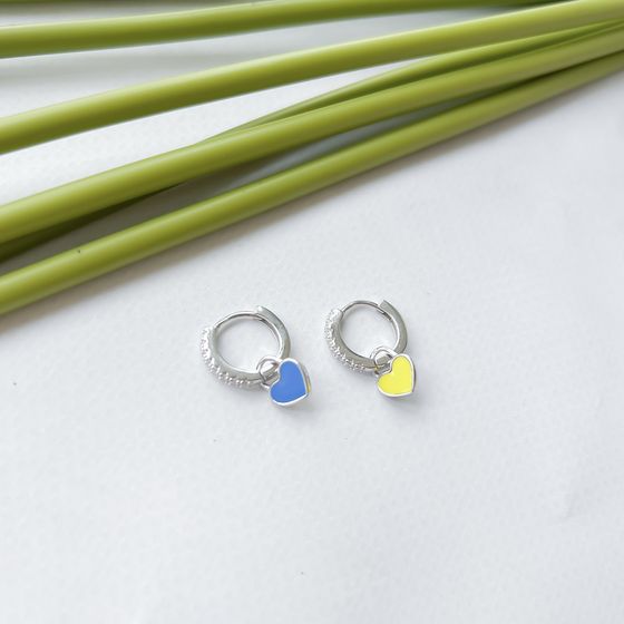 Silver earrings with yemallu, fianites