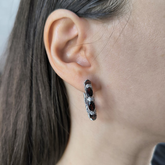 Серебряные серьги с гранатом 12.381ct