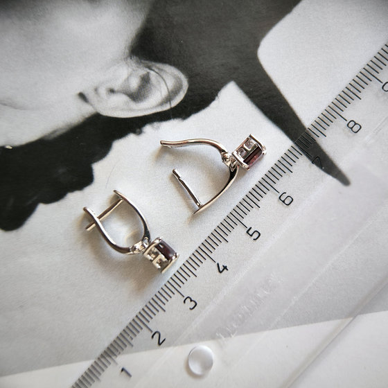 Серебряные серьги с гранатом 1.669ct