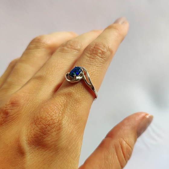 Серебряное кольцо с опалом 0.271ct