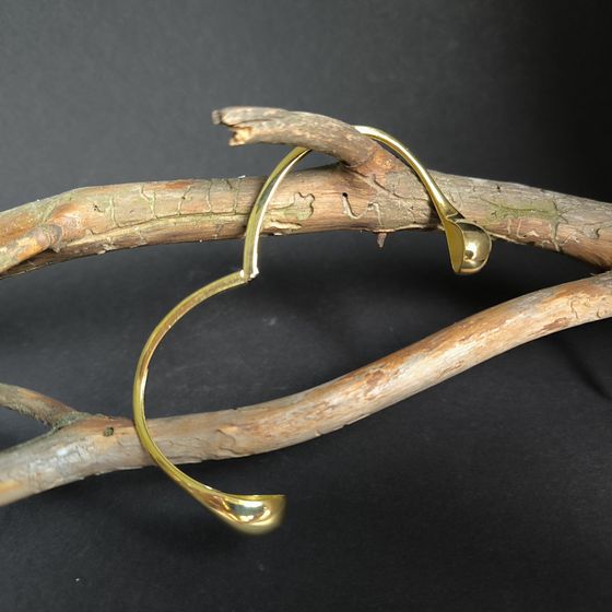 Серебряный браслет без камней