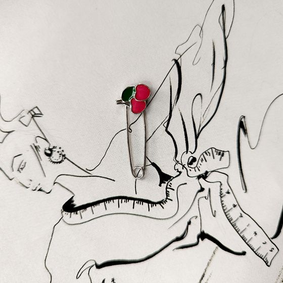 Серебряная подвеска с емаллю