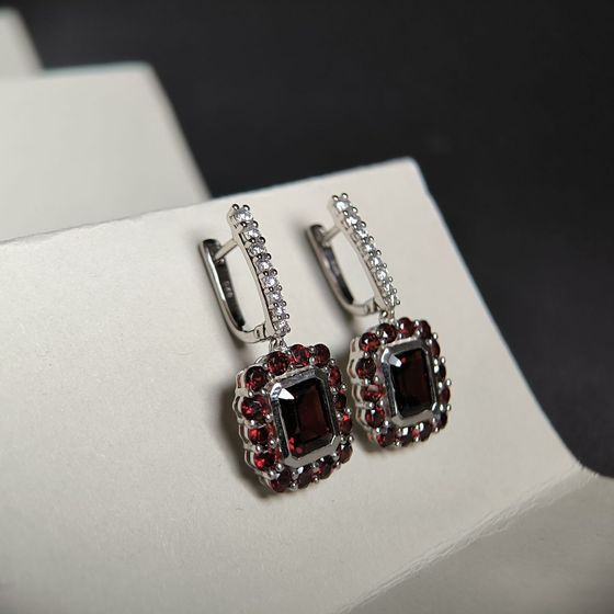 Срібні сережки з гранатом 10.49ct