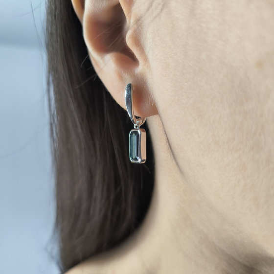 Серебряные серьги с топазом Лондон Блю 3.542ct